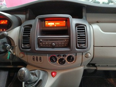 Renault trafic plancher cabine hc 2.0 dci 115  frigo garantie 12 mois occasion simplicicar lyon ouest simplicicar...