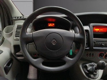 Renault trafic plancher cabine hc 2.0 dci 115  frigo garantie 12 mois occasion simplicicar lyon ouest simplicicar...