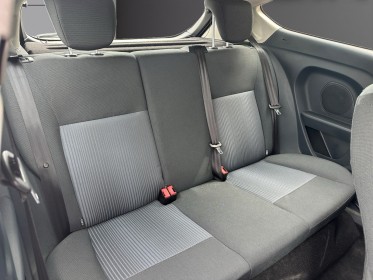 Ford fiesta 1.25 60 ch climatisation roue de secours garantie 12 mois occasion montpellier (34) simplicicar simplicibike france