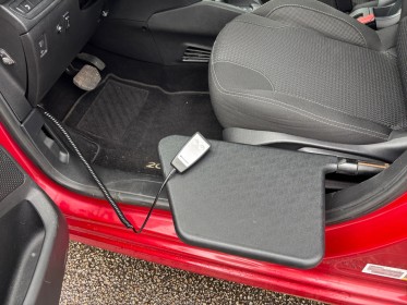 Peugeot 208 110ch ss eat6 tech edition aménagées  pour pmr garantie 12 mois occasion scl 56 - simplicicar vannes...
