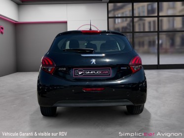 Peugeot 208 1.2 puretech 82ch bvm5 allure occasion avignon (84) simplicicar simplicibike france