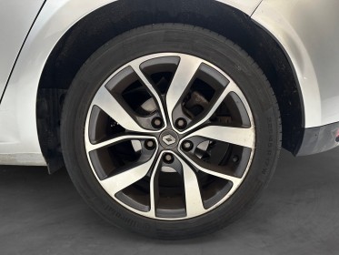 Renault megane iv berline tce 165 energy edc intens garantie 12 mois occasion simplicicar bretigny-sur-orge simplicicar...