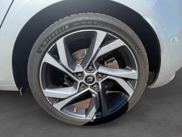 Renault megane iv berline tce 205 energy edc gt  son bose  garantie 12 mois occasion simplicicar vernon simplicicar...