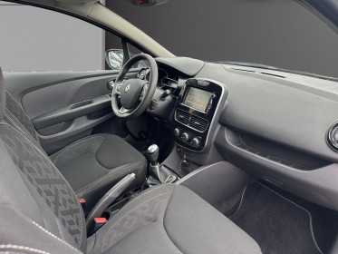 Renault clio iv limited 0.9 tce - faible km - moteur a chaine - occasion simplicicar compiegne simplicicar simplicibike france