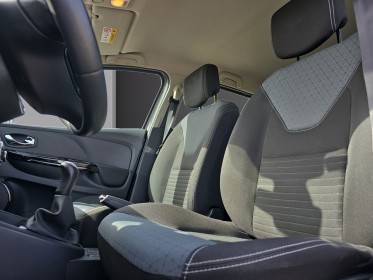 Renault clio iv dci 90 ch energy eco2 intens révisée garantie 12 mois occasion simplicicar vichy simplicicar simplicibike...