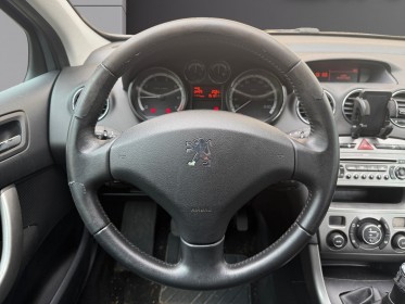 Peugeot 308 1.6 vti 120ch premium pack occasion simplicicar lagny  simplicicar simplicibike france