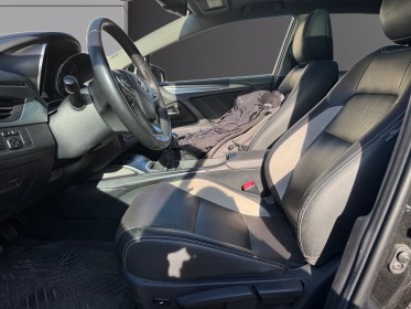 Toyota avensis touring sports pro 2.0 d-4d 143 ch executive occasion simplicicar lagny  simplicicar simplicibike france
