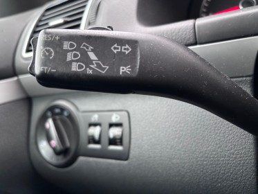 Volkswagen touran 1.6 tdi 90ch trendline occasion simplicicar lagny  simplicicar simplicibike france
