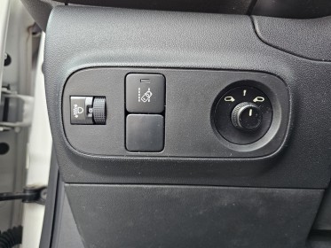 Citroen c3 1.2 vti 82ch feel - boitier flexfuel ethanol - distribution changée occasion simplicicar lagny  simplicicar...