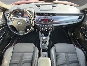 Alfa romeo giulietta 1.4 tjet 120 ch ss distinctive occasion simplicicar lagny  simplicicar simplicibike france