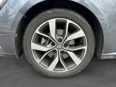 Renault megane iv berline 1.6 dci 130 energy intens occasion simplicicar lagny  simplicicar simplicibike france