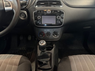 Fiat punto serie 8 vpc 1.2 69 ch easy -- garantie 12mois -- occasion simplicicar valence - ksv  simplicicar simplicibike france