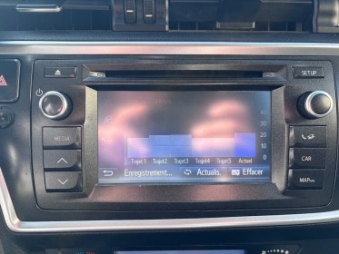 Toyota auris touring sports 1.8 hybride 136h - entretien toyota occasion simplicicar lagny  simplicicar simplicibike france
