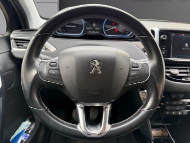 Peugeot 2008 1.2 puretech 110ch ss bvm5 crossway occasion simplicicar lagny  simplicicar simplicibike france