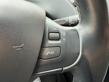 Peugeot 2008 1.2 puretech 110ch ss bvm5 crossway occasion simplicicar lagny  simplicicar simplicibike france