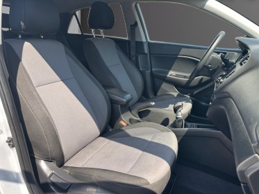 Hyundai i20 1.0 t-gdi 100 edition style - toit noir - caméra - carplay - garantie 12 mois occasion simplicicar nimes - rb...