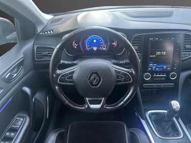Renault megane iv berline tce 130 energy intens, garantie 12 mois, caméra de recul, entretient renault occasion simplicicar...