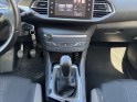 Peugeot 308 1.2 puretech 110ch ss bvm5 style/ courroie change/camÉra de recul / volant cuir occasion paris 17ème (75)(porte...