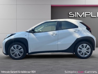 Toyota aygo x my23 1.0 vvt-i 72 s-cvt dynamic occasion cannes (06) simplicicar simplicibike france