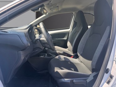 Toyota aygo x my23 1.0 vvt-i 72 s-cvt dynamic occasion cannes (06) simplicicar simplicibike france