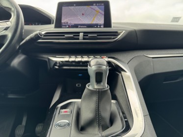 Peugeot 3008 1.2 puretech 130ch ss bvm6 allure  applecarplay  garantie 12 mois occasion simplicicar vernon simplicicar...