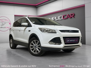 Ford kuga 2.0 tdci 150 ss 4x2 bvm6 titanium toit ouvrant garantie 12 mois occasion simplicicar bretigny-sur-orge simplicicar...
