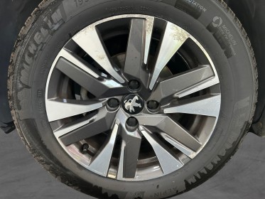 Peugeot 2008 1.2 puretech 82 allure distri ok / radar arr occasion simplicicar veauche simplicicar simplicibike france
