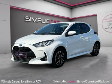 Toyota yaris hybride my22 116h design pack confort occasion simplicicar brie-comte-robert simplicicar simplicibike france