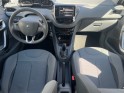 Peugeot 208 1.2 vti 82ch bvm5 allure, radar de recul, courroie changer, garantie 12 mois occasion simplicicar villejuif ...