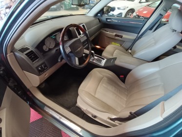 Chrysler 300c 2.7 v6 a occasion simplicicar amiens  simplicicar simplicibike france
