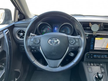 Toyota auris hybride 136h executive / garantie 12 mois occasion simplicicar mery-sur-oise simplicicar simplicibike france
