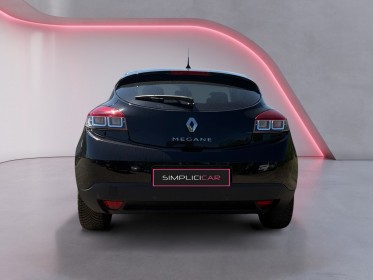 Renault megane iii coupe dci 130 fap eco2 dynamique euro 5 occasion simplicicar orgeval  simplicicar simplicibike france