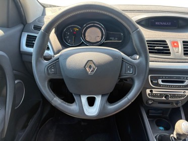 Renault megane iii coupe dci 130 fap eco2 dynamique euro 5 occasion simplicicar orgeval  simplicicar simplicibike france