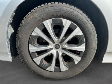 Toyota prius hybride dynamic pack premium / garantie 1 an / sort de révision / sièges chauffant / affichage tête haute...