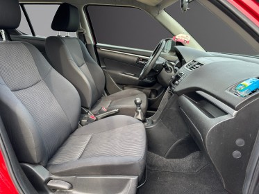 Suzuki swift iii 1.2 vvt glx. 4x4  // garantie 12 mois  // fiable et économique // fourni avec 4 jantes  pneus...