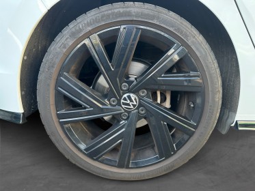Volkswagen golf viii 150 etsi // r-line // garantie 1 an // super équipée // très belle configuration!!! occasion ...