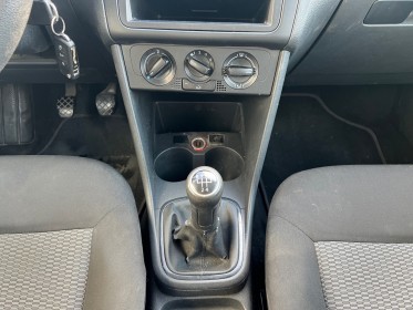 Volkswagen polo 5 1.2 70 confortline occasion simplicicar salon de provence simplicicar simplicibike france