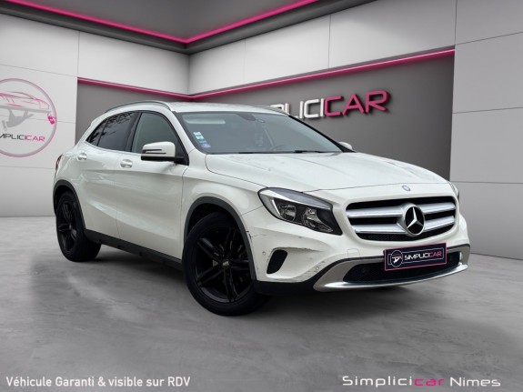 Mercedes classe gla 200 sensation 7-g dct - caméra recul - sièges chauffants - garantie 12 mois occasion simplicicar nimes...