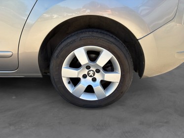 Peugeot 5008 1.6 bluehdi 120ch ss active bvm6 7 places occasion simplicicar arras  simplicicar simplicibike france