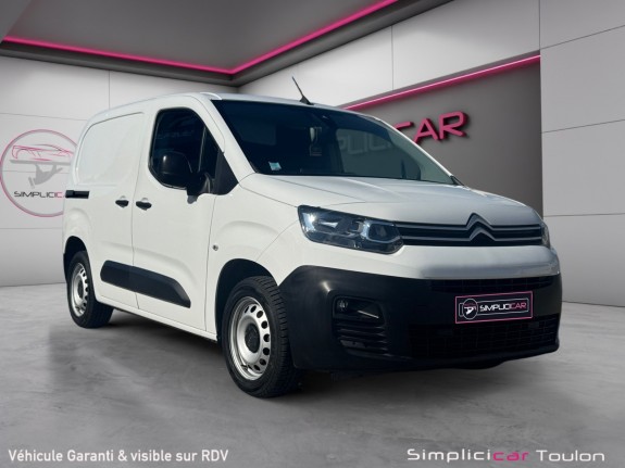 Citroen berlingo taille m bluehdi 130 ss eat8 1er main entretient citroen gps camera carplay garantie 12 mois occasion...
