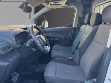 Citroen berlingo taille m bluehdi 130 ss eat8 1er main entretient citroen gps camera carplay garantie 12 mois occasion...