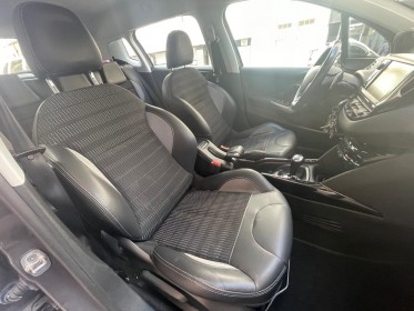 Peugeot 2008 1.2 puretech 110ch ss eat6 crossway occasion paris 15ème (75) simplicicar simplicibike france