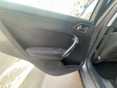 Peugeot 2008 1.2 puretech 110ch ss eat6 crossway occasion paris 15ème (75) simplicicar simplicibike france