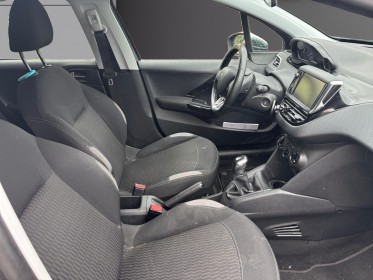 Peugeot 208 1.2 vti essence style  suivi entretien  courroie faite  ethanol  garantie 12 mois occasion simplicicar vernon...