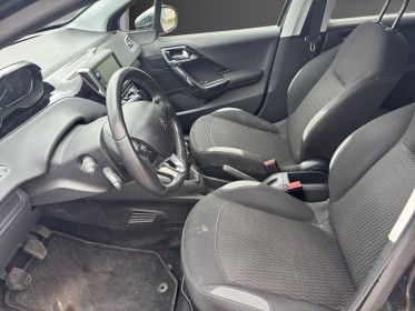 Peugeot 208 1.2 vti essence style  suivi entretien  courroie faite  ethanol  garantie 12 mois occasion simplicicar vernon...