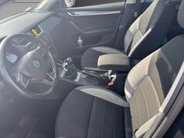 Skoda octavia combi 1.4 tsi 150 ch green tec edition  carplay  attelage  garantie 12 mois occasion simplicicar vernon...