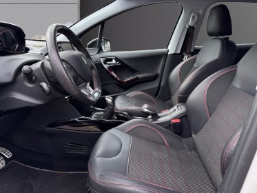 Peugeot 2008 1.2 puretech 110ch ss bvm5 gt line  courroie changée  applecarplay  grip control  garantie 12 mois occasion...