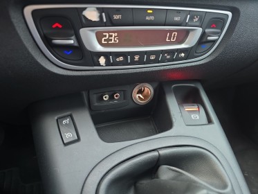 Renault scenic iii 1.5 dci 110ch expression bluetooth / climatisation auto bi-zone / garantie 6 mois occasion avignon (84)...