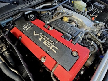Honda s2000 roadster 2.0 vtec 16v 241 ch excellent état suivi d'entretien complet honda occasion avignon (84) simplicicar...