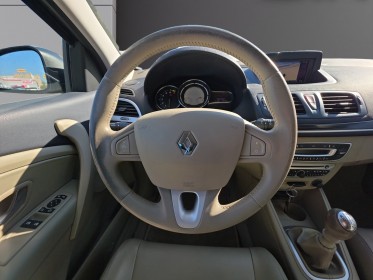 Renault megane iii coupe 1.4 tce  130ch privilège entretien a jour cuir gps occasion avignon (84) simplicicar simplicibike...